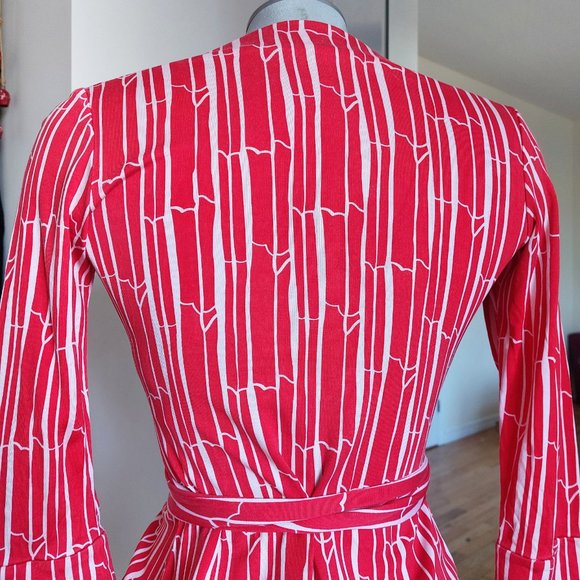 Diane Von Furstenberg Red and White Wrap Midi Dress - Picture 7 of 14